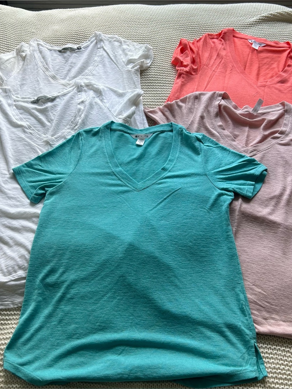 Athleta Womens Medium Vneck Shirt & Tanktop Bundle